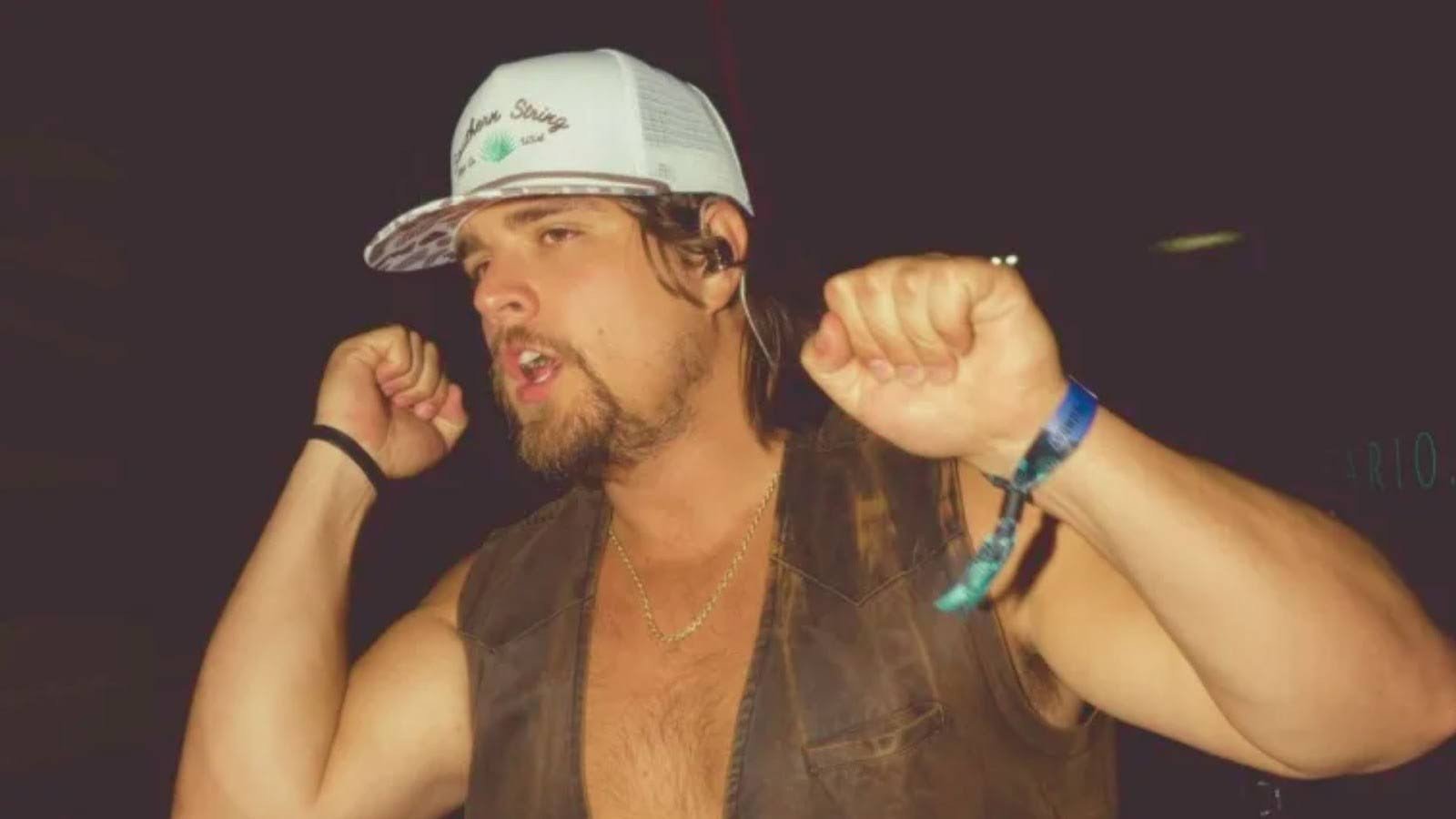 Music Career and Breakthrough